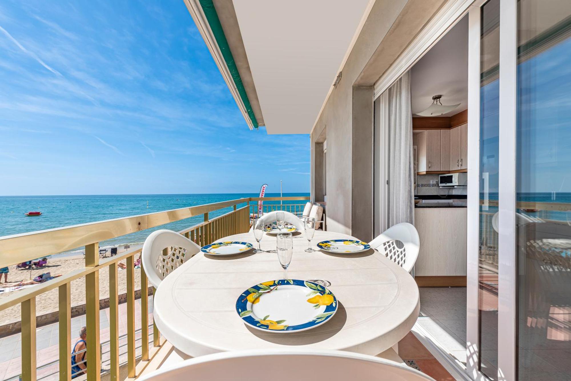 Apartamento Frente Al Mar 캠브릴스 외부 사진